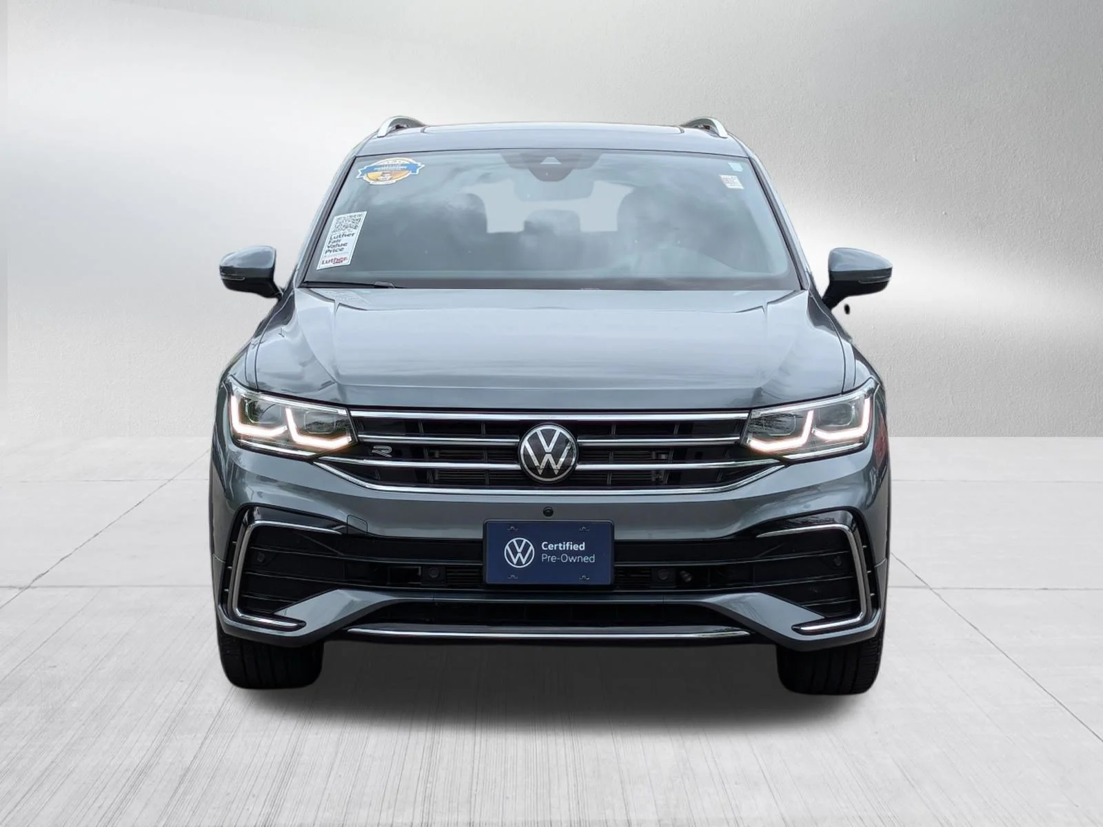 Certified 2024 Volkswagen Tiguan SEL R-LINE with VIN 3VV4B7AX2RM131345 for sale in Burnsville, Minnesota