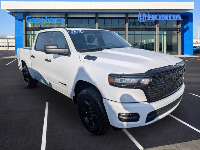 2025 RAM 1500 Tradesman 4x4 Crew Cab 5'7's photo