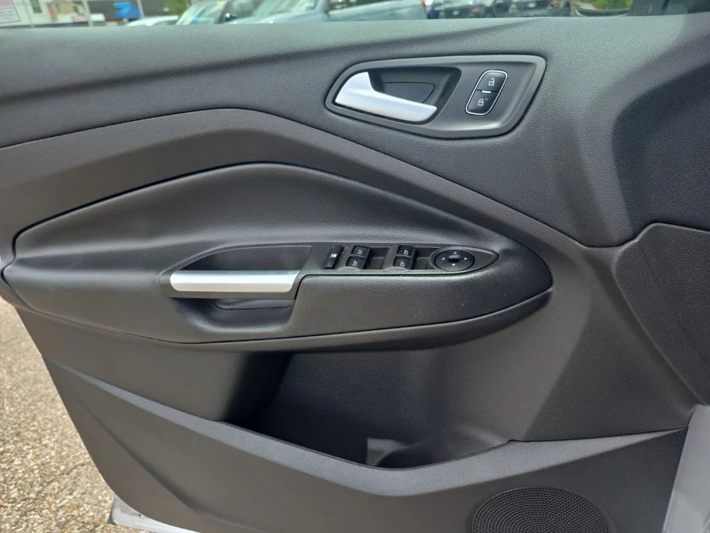 Certified Used 2018 Ingot Silver Ford SE image 13