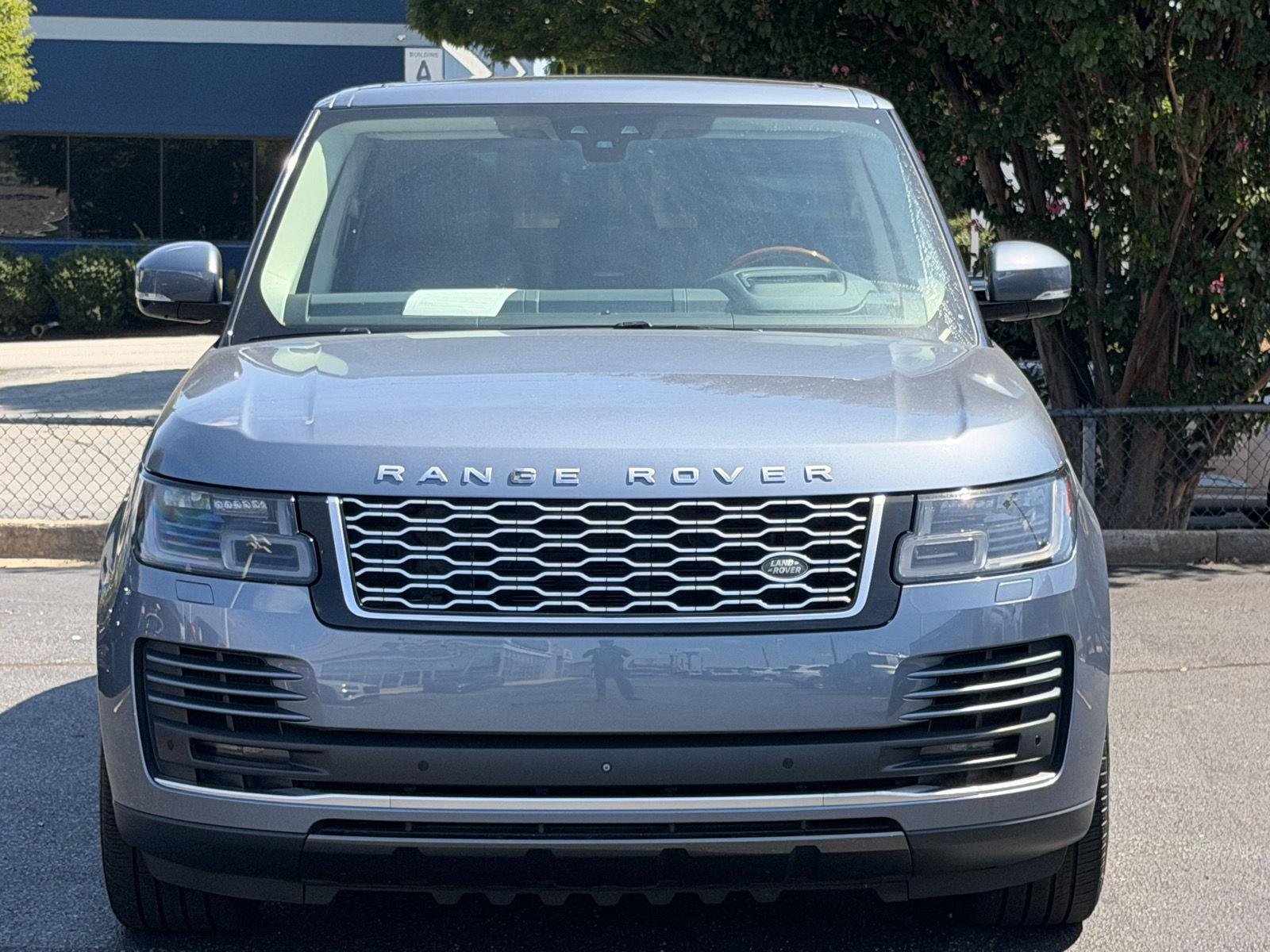 Used 2019 Byron Blue Metallic Land Rover HSE image 17