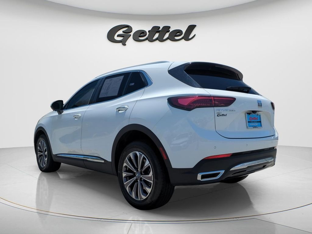 Used 2025 White Buick Preferred image 7