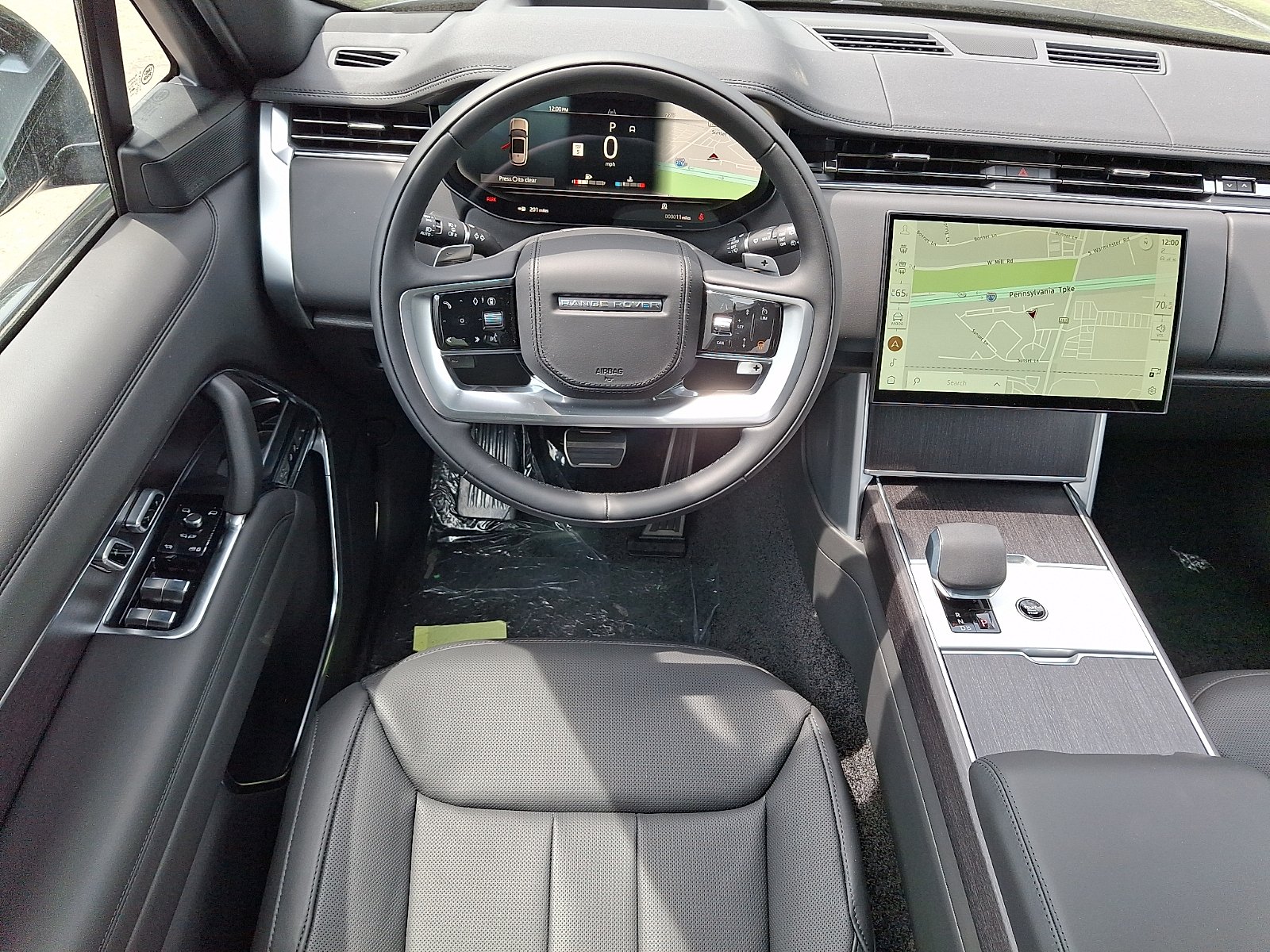 New 2026 Santorini Black Land Rover P400 SE 7 Seat image 4
