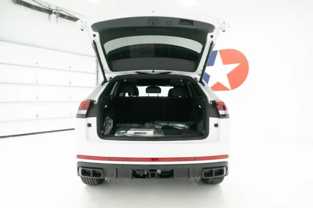 2026 Volkswagen Atlas Cross Sport SEL R-LINE - Photo 7