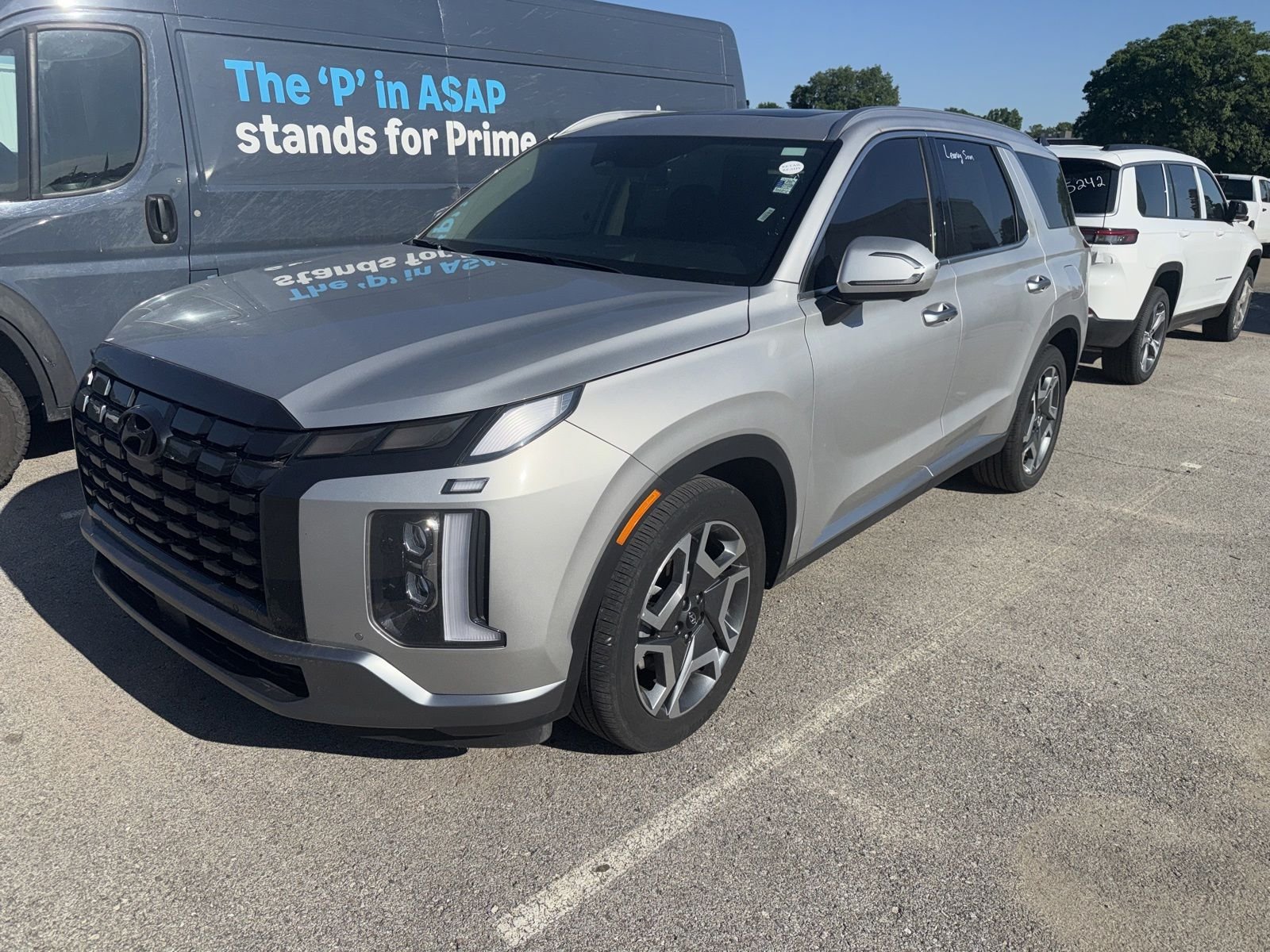 2025 Hyundai Palisade Limited FWD's photo