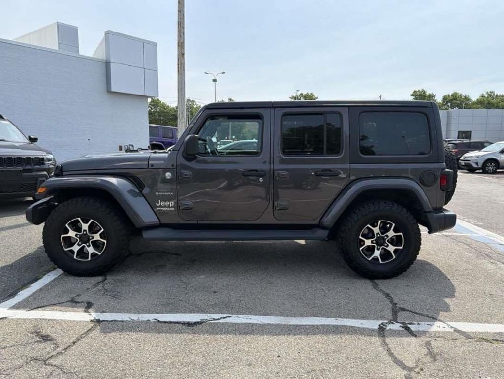 Used 2018 Gray Jeep Unlimited Sahara image 2