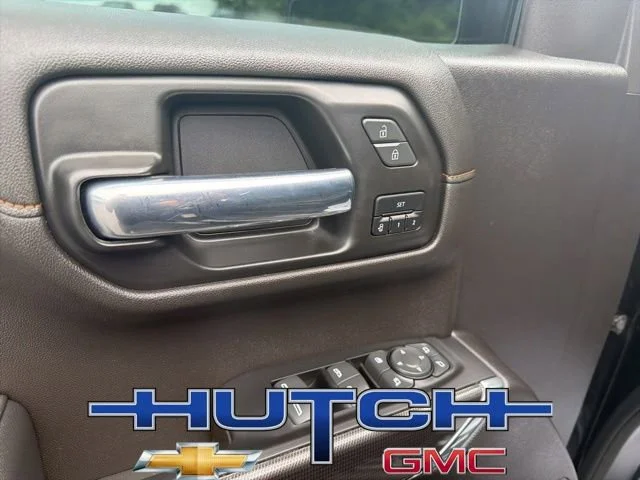 Used 2021 ONYX BLACK GMC AT4 image 22