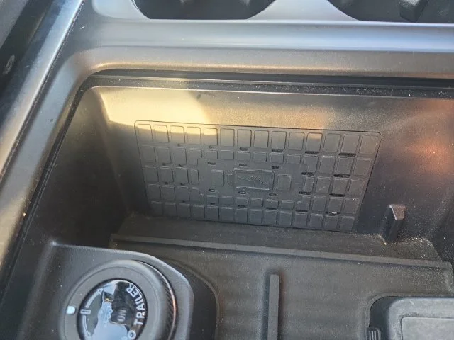 Used 2025 Gray Ford Active image 33