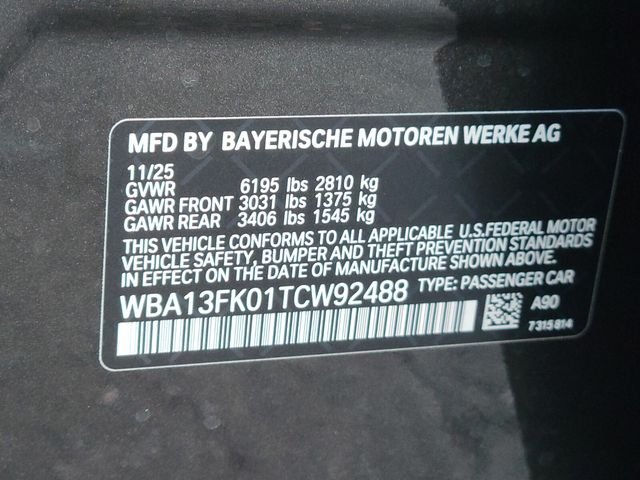 Used 2026 Gray BMW 550e xDrive image 27