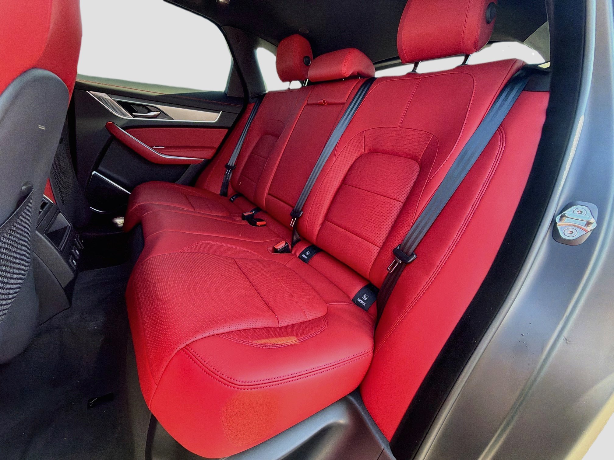 2026 Jaguar F-Pace R-Dynamic S - Photo 17