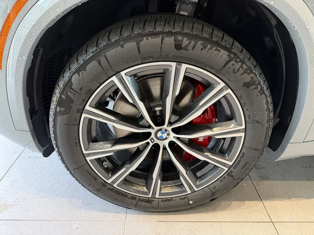 New 2026 Brooklyn Grey Metallic BMW xDrive40i image 8