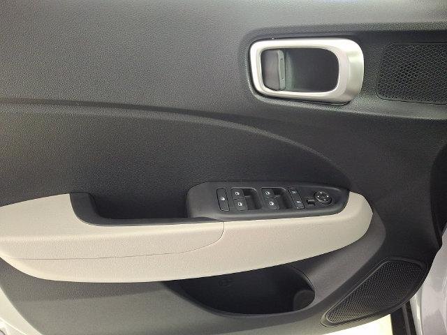 2026 Hyundai Venue SEL - Photo 10