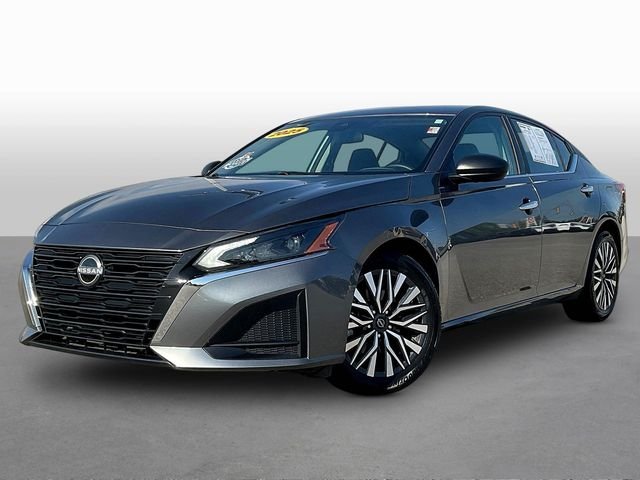 Used 2025 Gray Nissan 2.5 SV image 3