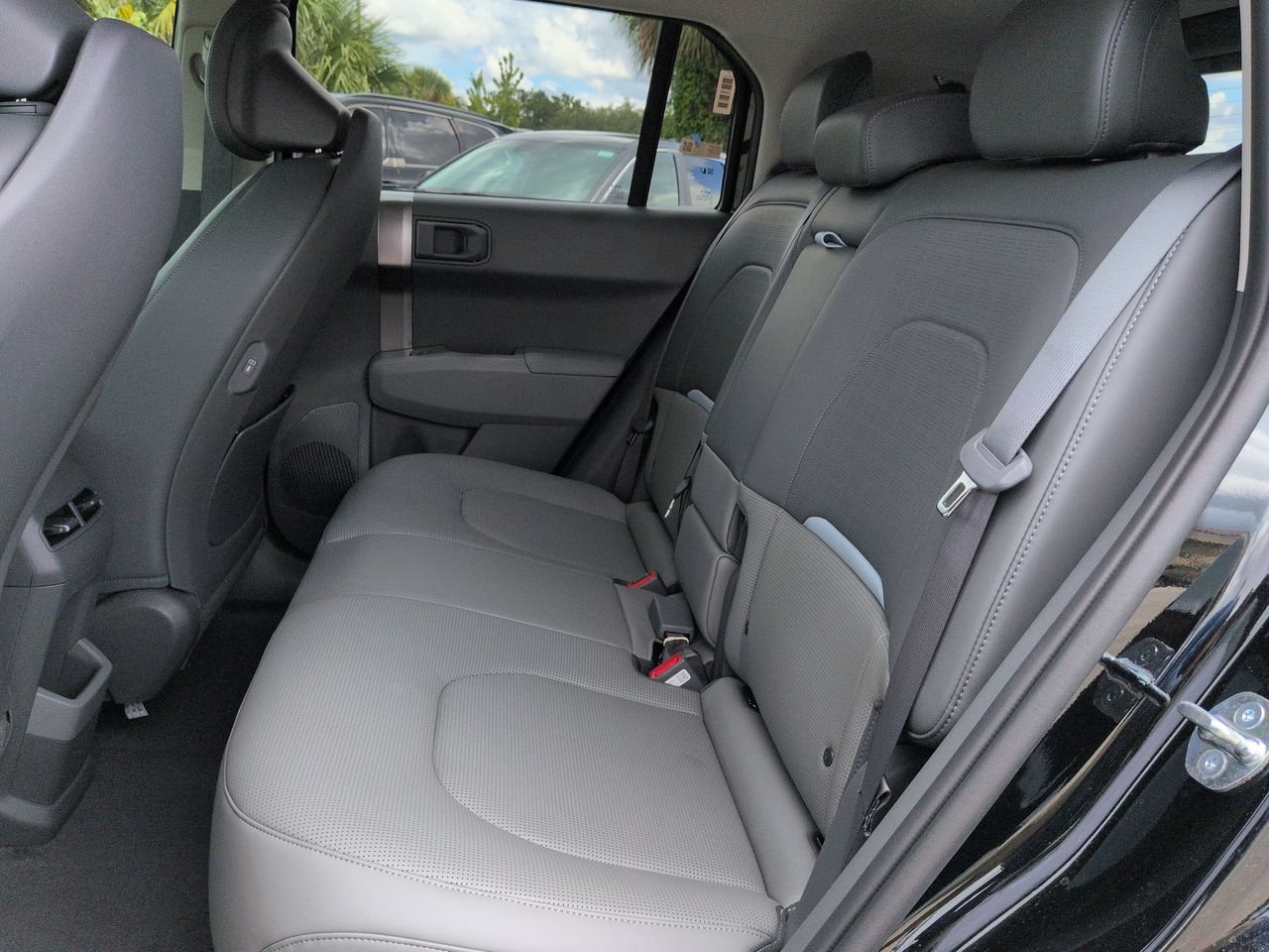 New 2027 Aurora Black Pearl Kia Wind image 15
