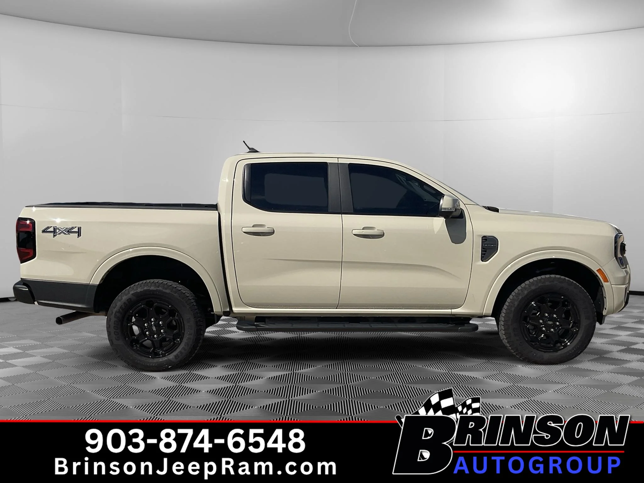 Used 2025 Desert Sand Ford LARIAT image 8