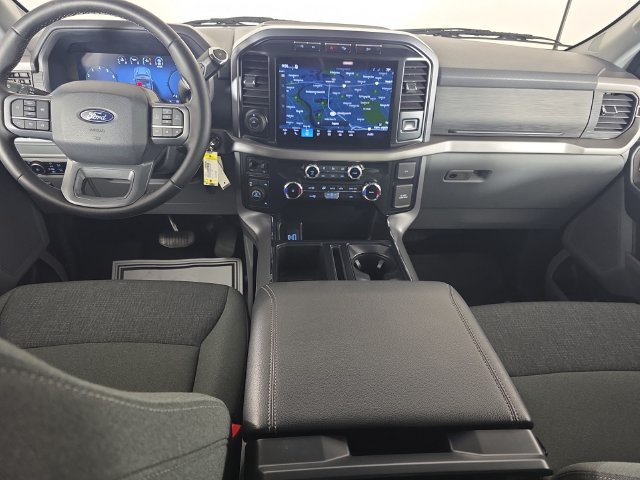 Used 2024 Gray Metallic Ford XLT image 15