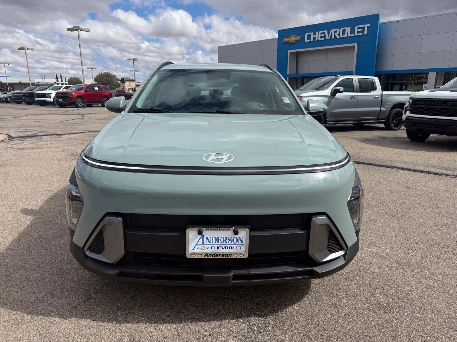 2025 Hyundai Kona SEL - Photo 2
