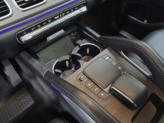 Used 2021 White Mercedes-Benz GLE 350 image 25
