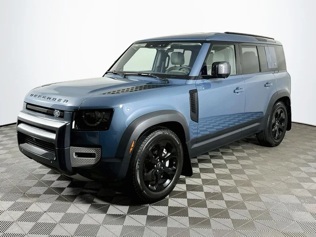 2020 Land Rover Defender 110 SE
