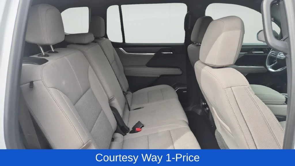 Used 2026 White GMC Elevation image 12