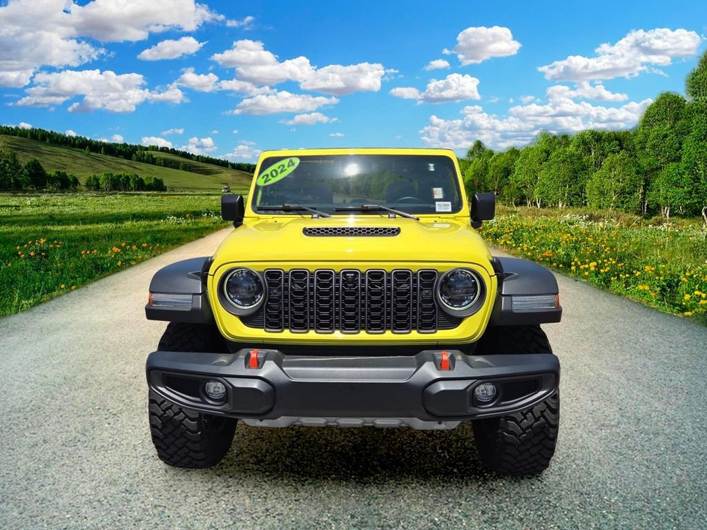 Used 2024 Yellow Jeep Mojave image 8