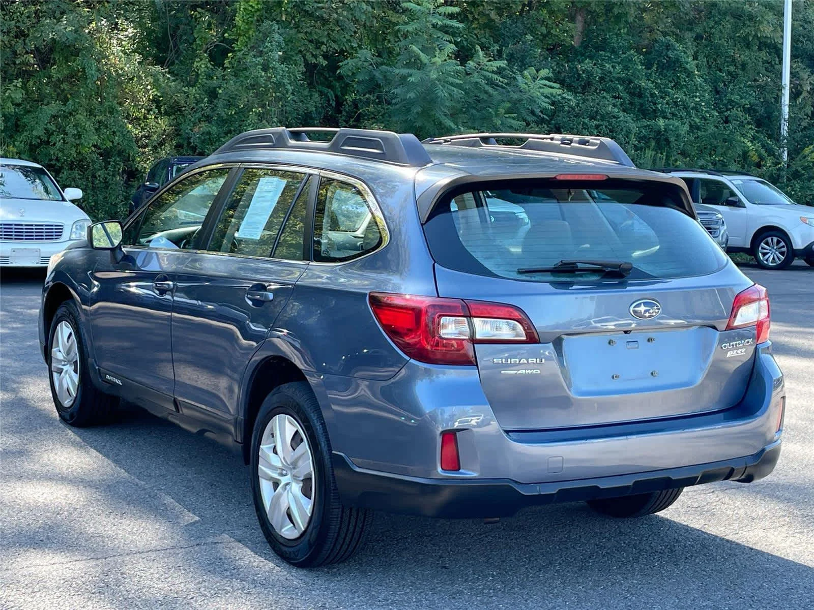Used 2015 Twilight Blue Metallic Subaru 2.5i image 3