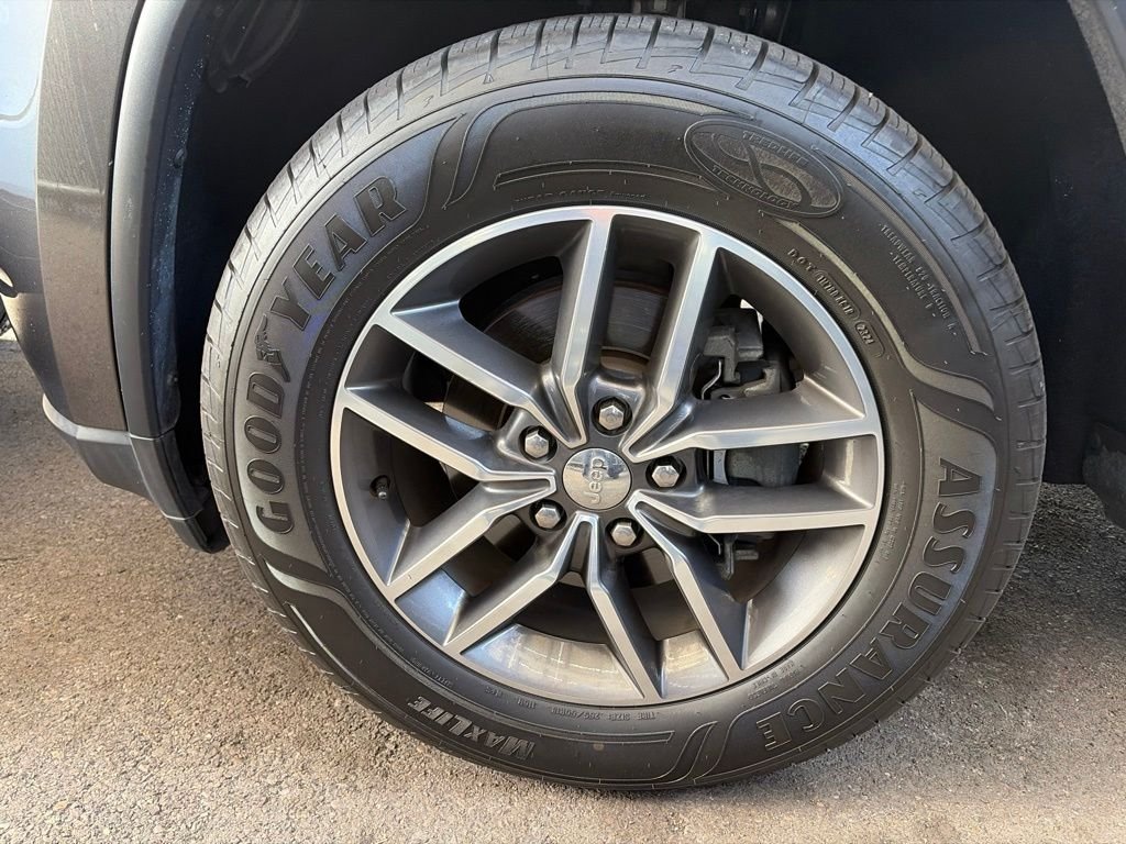 Used 2018 Gray Jeep Laredo E image 14