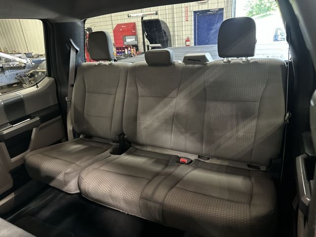 Used 2016 Magnetic Ford XLT image 27