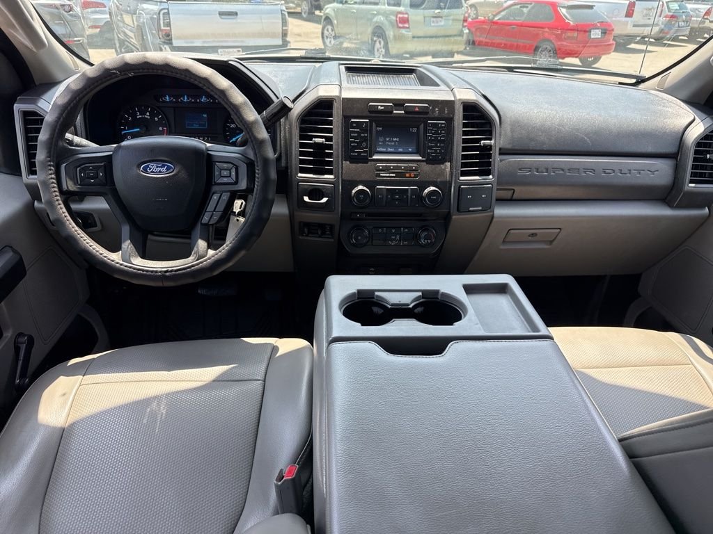 2017 Ford F-350 Super Duty Chassis Cab XL - Photo 10