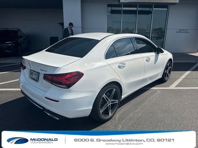Used 2019 White Mercedes-Benz A 220 image 3