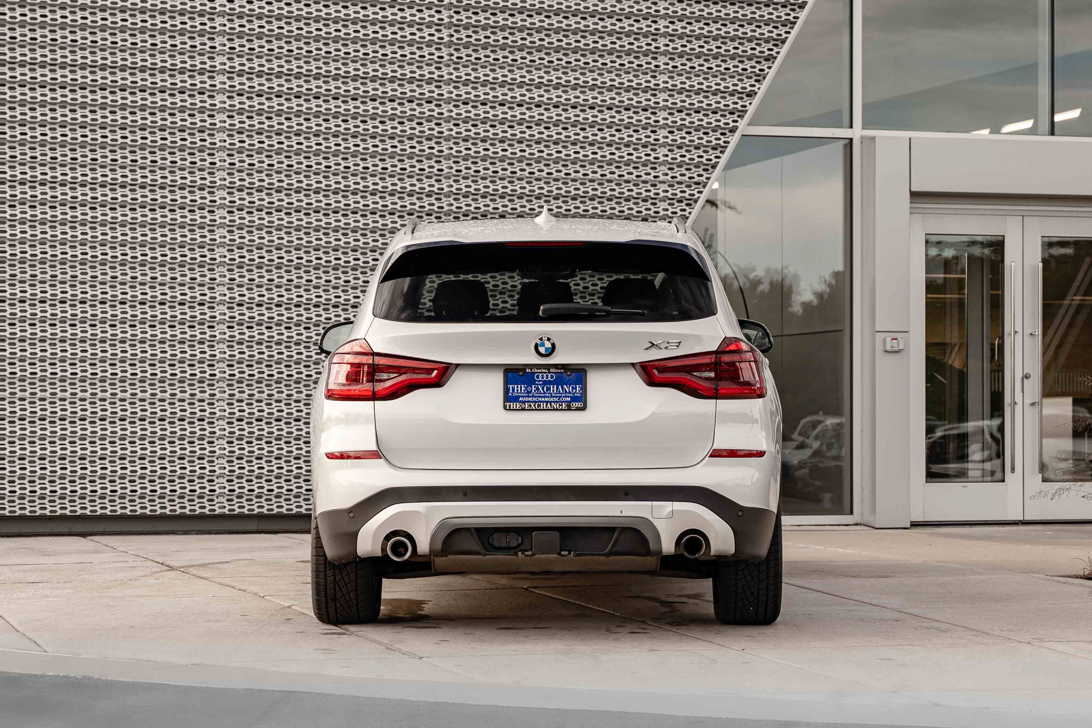 Used 2018 Mineral White Metallic BMW xDrive30i image 26