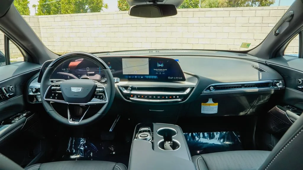 2026 Cadillac LYRIQ Sport - Photo 10