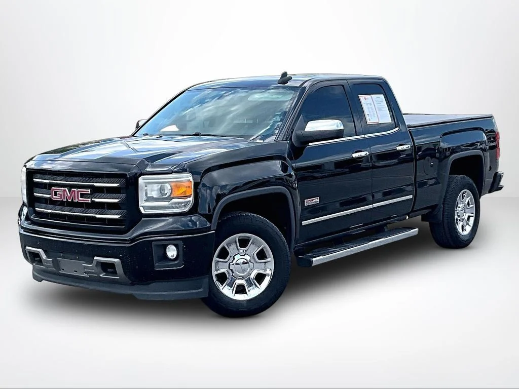 Used 2015 Black GMC SLE image 2
