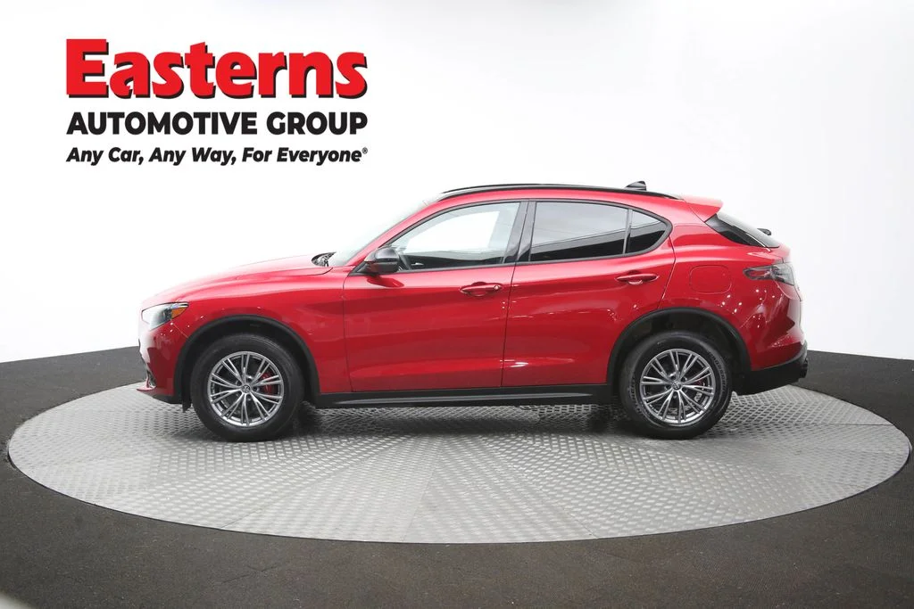 Used 2024 Red Alfa Romeo Sprint image 61
