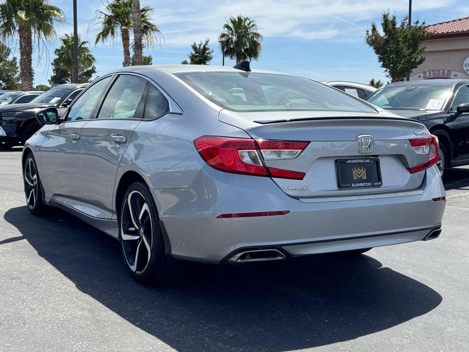 Used 2022  Honda Sport image 4
