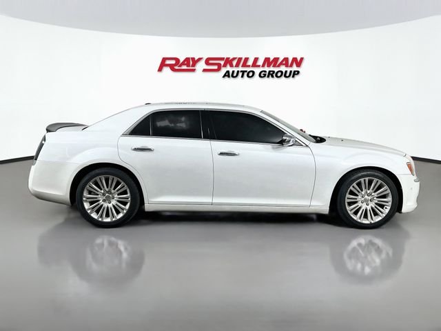 Used 2013 White Chrysler C image 8