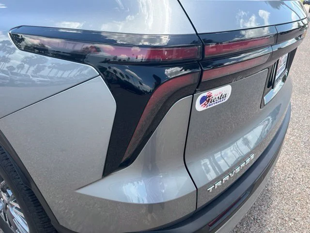 Used 2025 Gray Chevrolet LT image 7