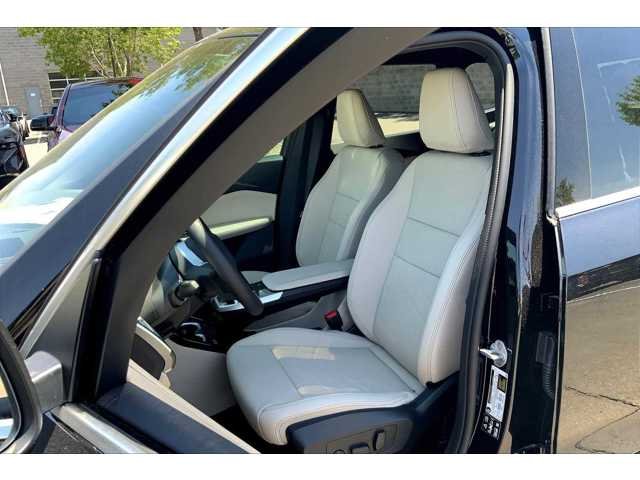 New 2025 Black Sapphire Metallic BMW xDrive28i image 9