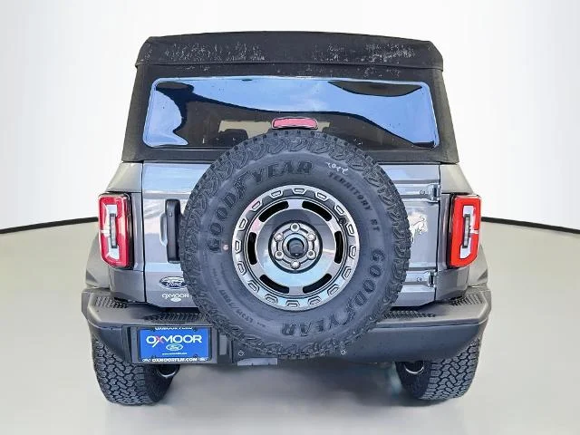 New 2025 Carbonized Gray Metallic Ford Badlands® image 38