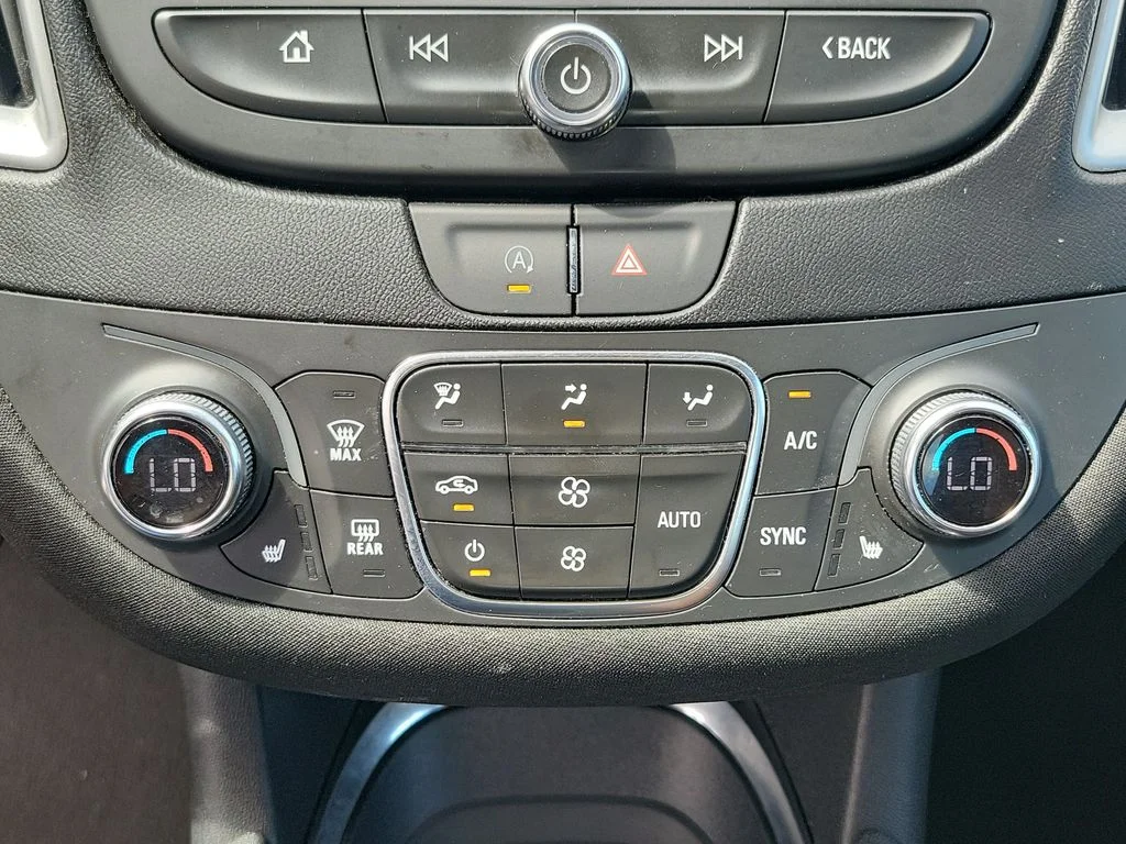 Used 2024 Gray Chevrolet LT image 34