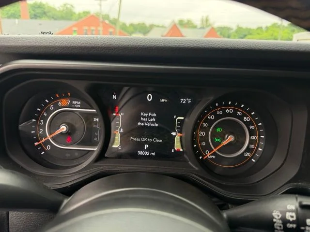 Used 2024 Gray Jeep Sport S image 18