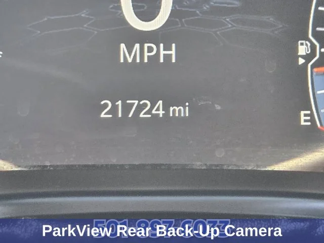 Used 2024 White Jeep Latitude image 34