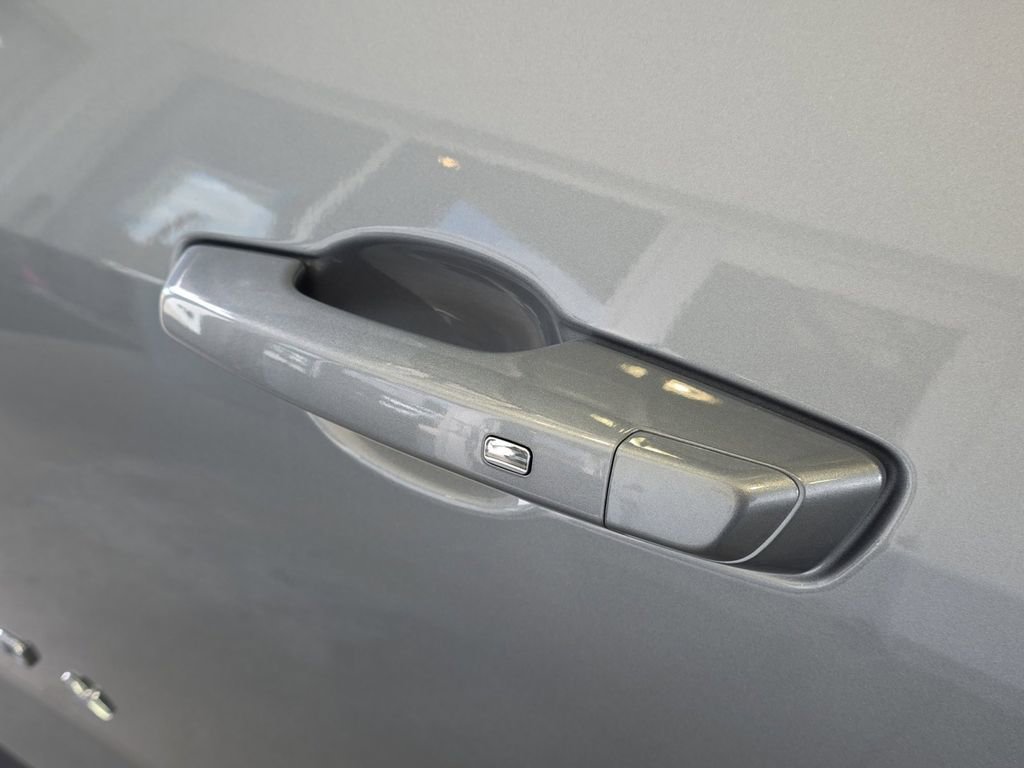2026 Chevrolet Equinox LT - Photo 31
