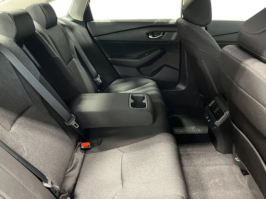Certified Used 2026 Urban Gray Pearl Honda SE image 60