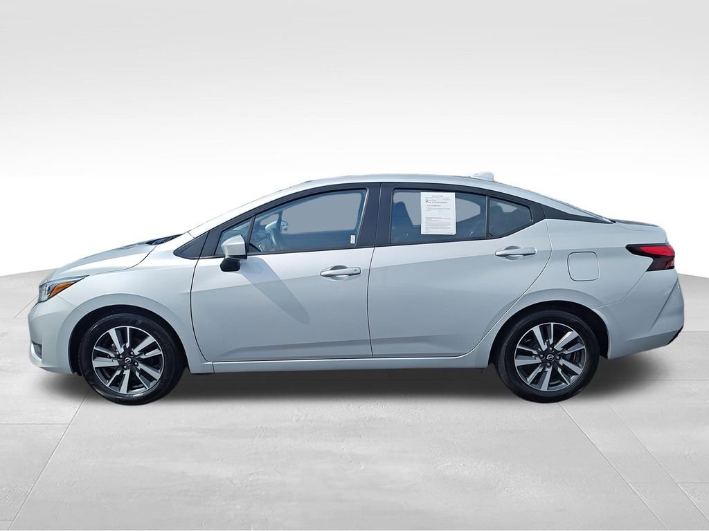 Used 2025 Silver Nissan 1.6 SV image 2