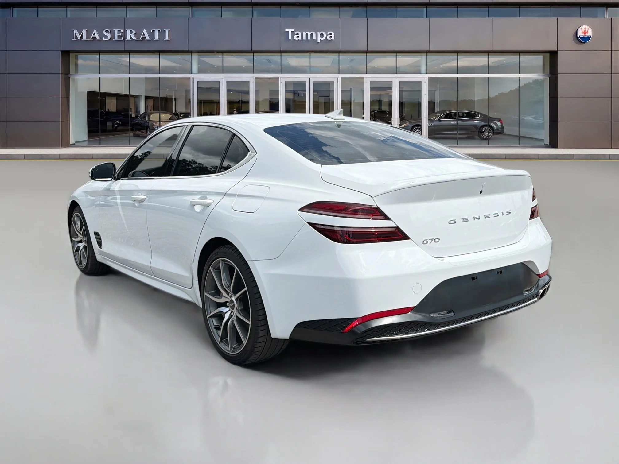 Used 2023 Alta White Genesis 2.0T image 5
