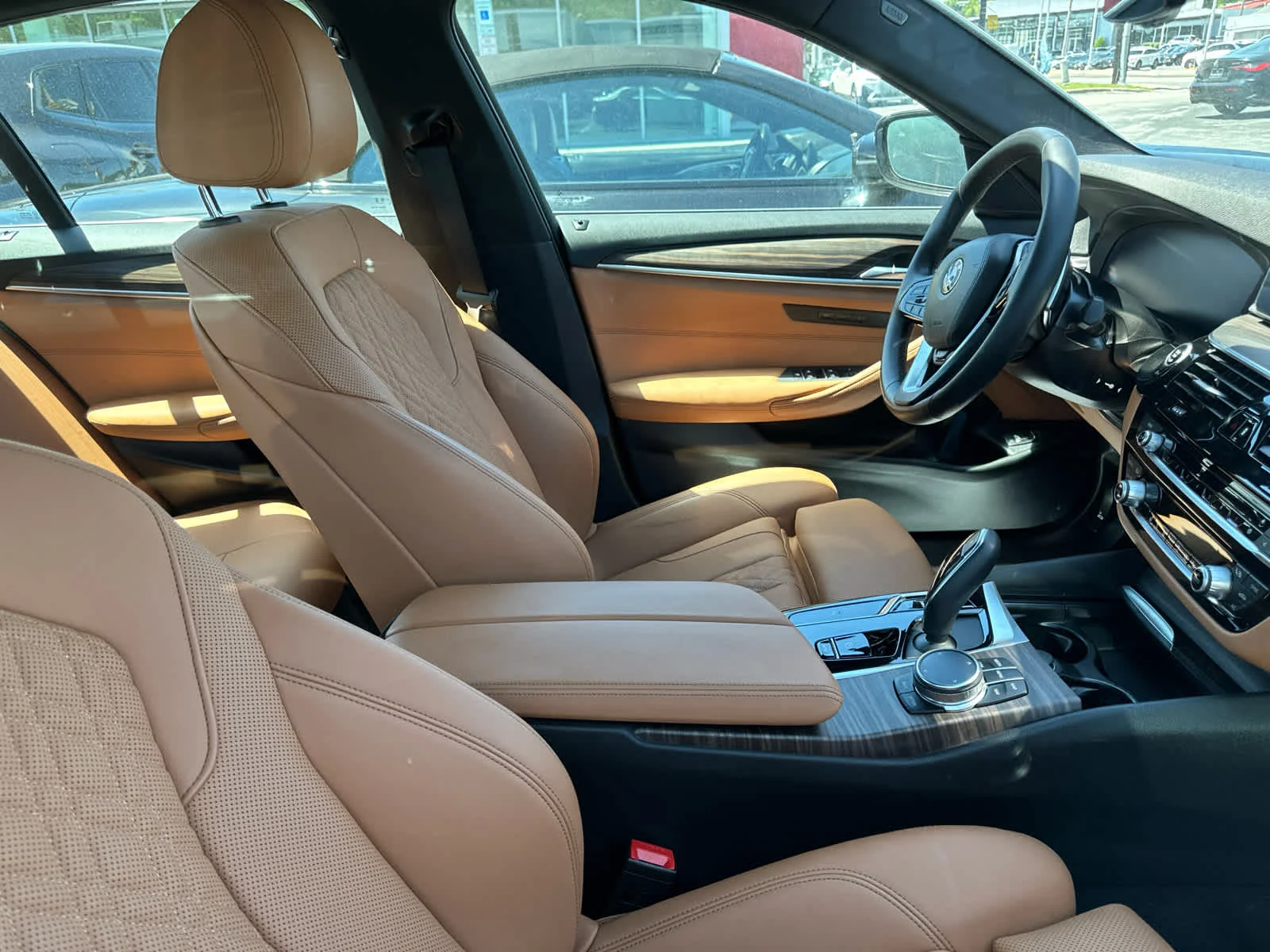 Used 2023 Alpine White BMW 530i xDrive image 14
