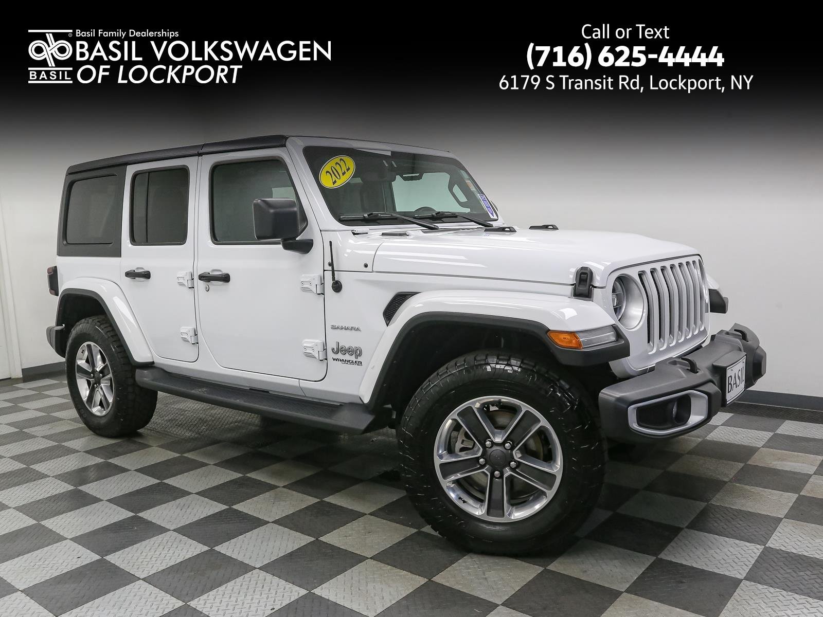 Used 2022 Bright White Clearcoat Jeep Unlimited Sahara image 1