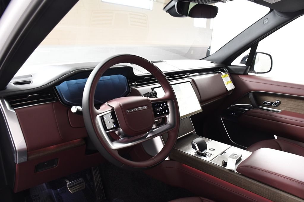 2026 Land Rover Range Rover SE - Photo 12