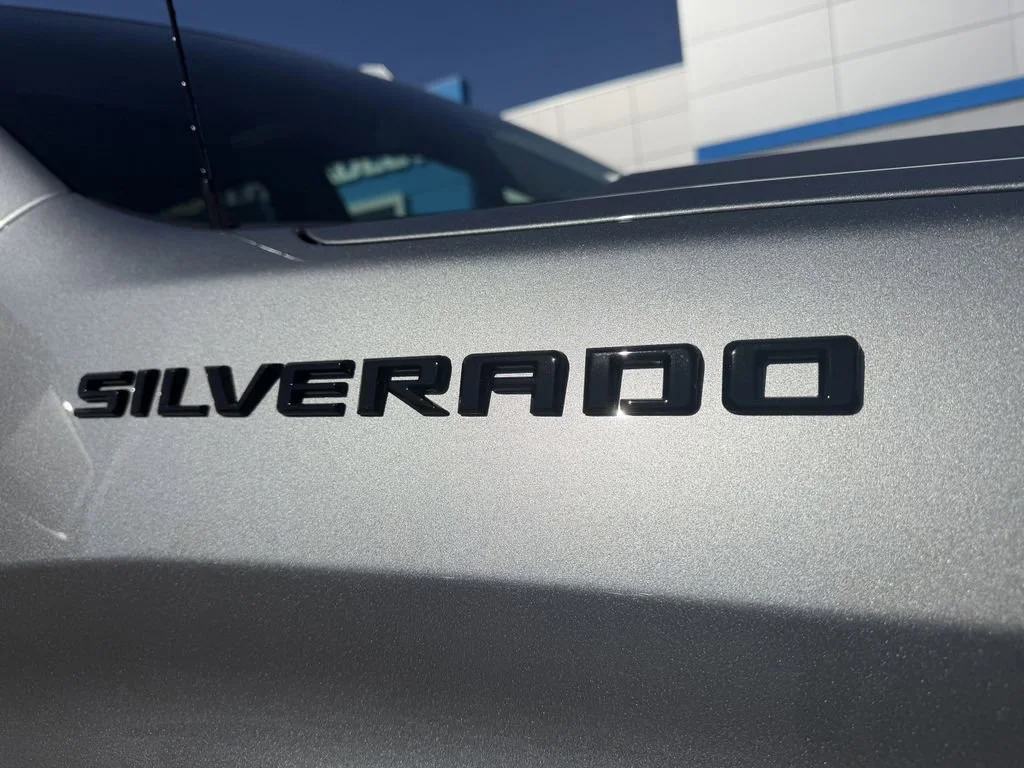 2026 Chevrolet Silverado 1500 LTZ - Photo 9