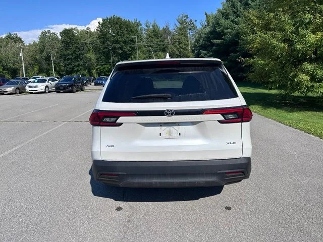 Used 2024 Beige Toyota XLE image 4